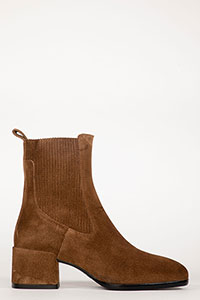 Heeled ankle boots NIKI Sandalo Suede by Homers Shoes View 2