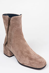 Heeled ankle boots NIKI Crosta Arkansas by Homers Shoes View 2