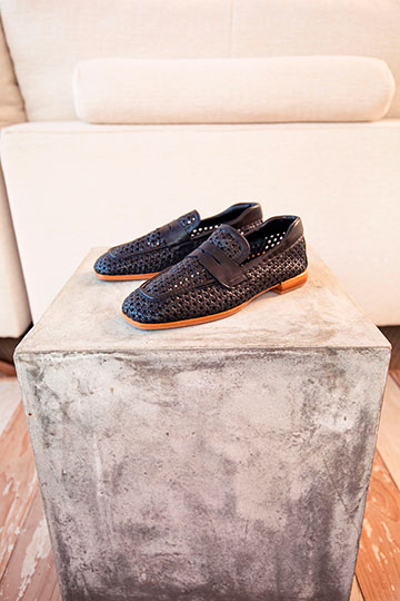 21818 LENA-M Rejilla Negro Flats By Homers