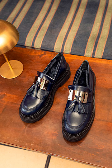 22003 SIENA-M Sierra BlueNavy-Fur Flats By Homers