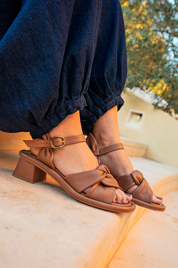 Heeled sandals NADIA Supreme Camello by Homers Shoes Main View