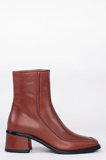 Heeled ankle boots COLETTE Taylor Cuero by Homers Shoes Main View